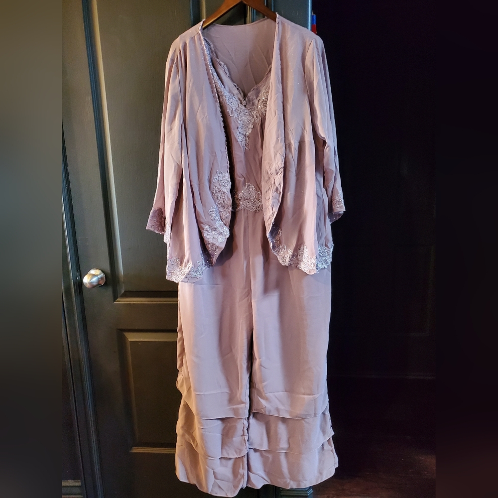 Mother of The Bride Pants Suits for Wedding Chiffon Formal Gown - Picture 8 of 8
